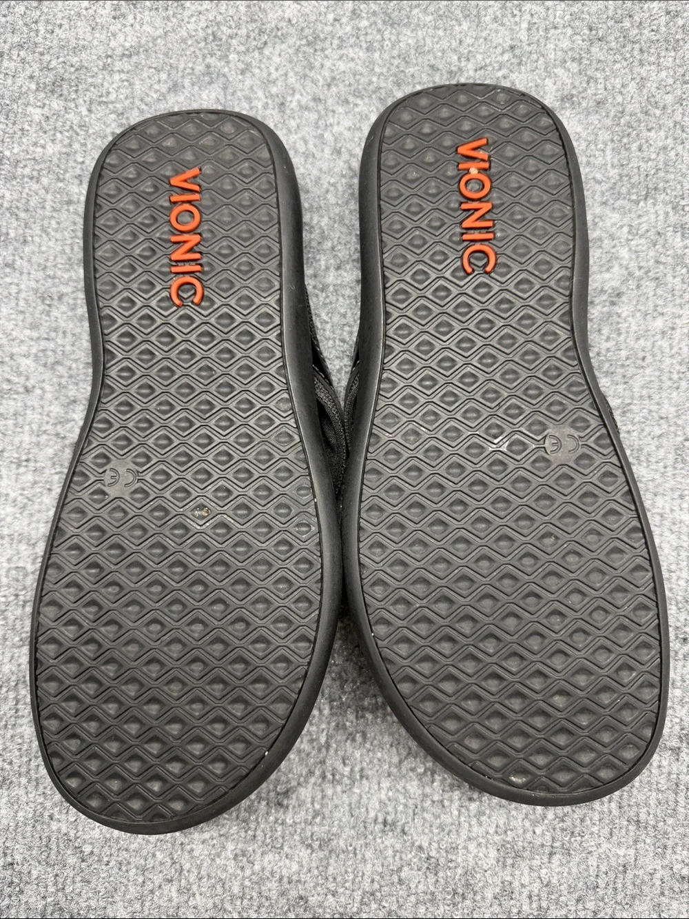Vionic Black Tide II women's orthotic thong sandals
